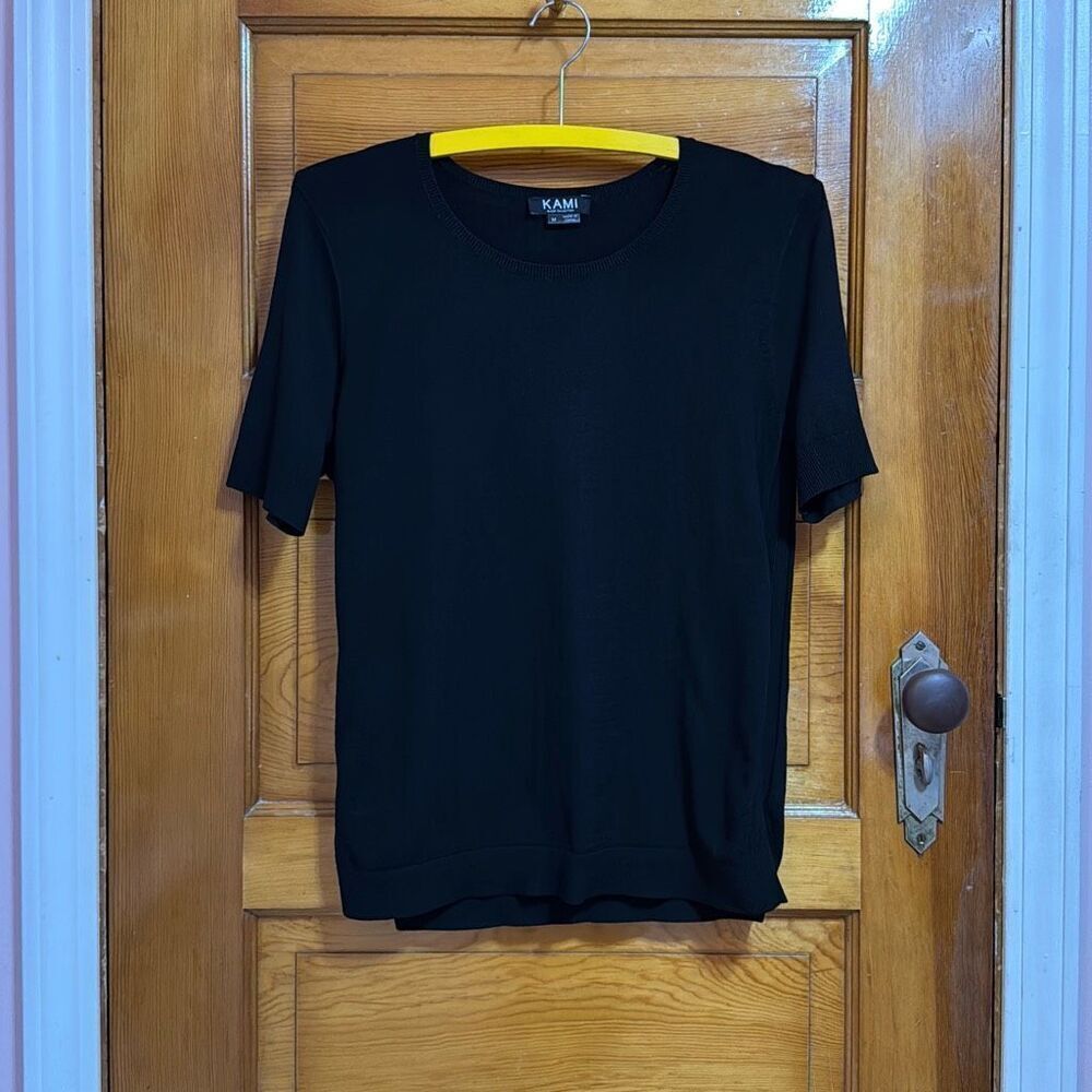 KAMI Black Short Sleeve Sweater Shirt Workwear Women’s Medium